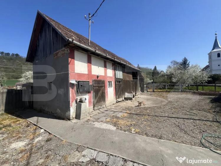 Casă cu 3 camere cu Teren 1263 Mp în Ogra