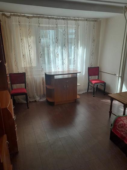 Garsonieră decomandată în Bunești