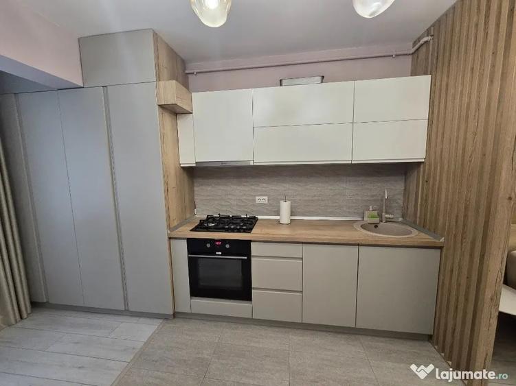 Apartament cu 2 camere decomandat în Ozana