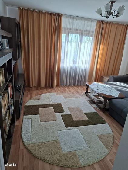 Casă cu 3 camere cu Teren 431 Mp în Primăverii