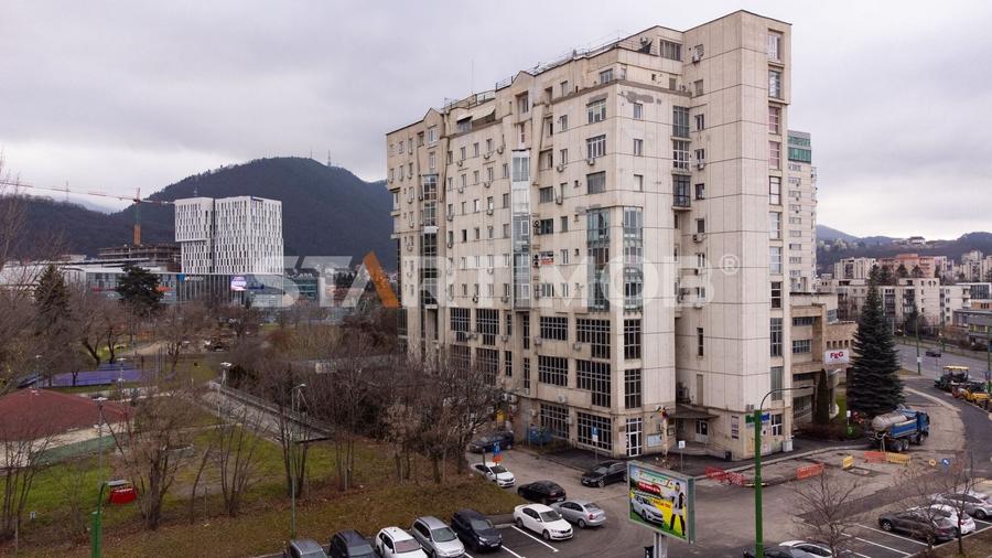 Spațiu comercial, de 105 mp, în Centrul Civic