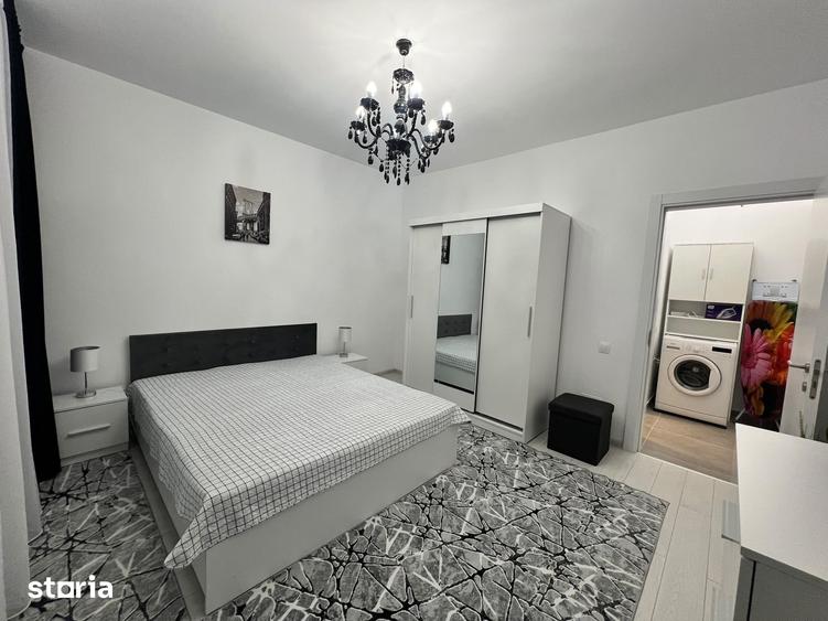 Apartament cu 2 camere decomandat în Apărătorii Patriei