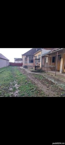 Casă cu 6 camere cu Teren 3000 Mp în Chesinț