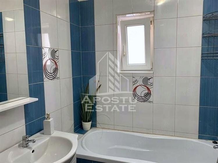 Apartament cu 3 camere decomandat în Dumbrăvița