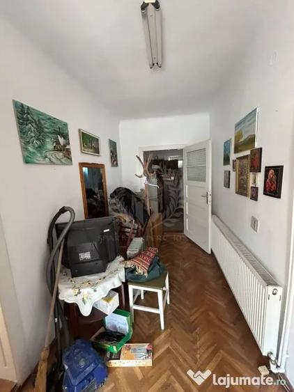 Casă cu 3 camere cu Teren 580 Mp în Central