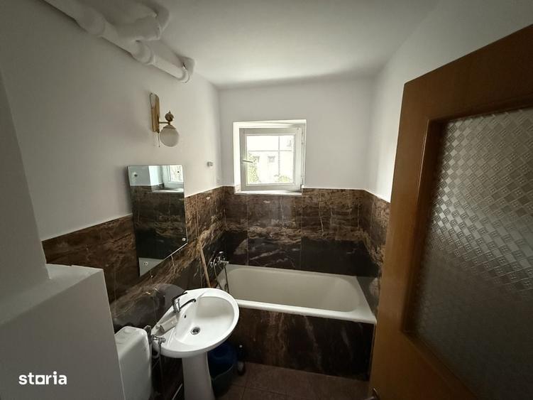 Apartament cu 2 camere semidecomandat în City Park Mall
