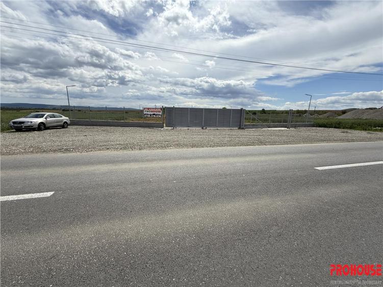 Teren de 5238 mp, în Central