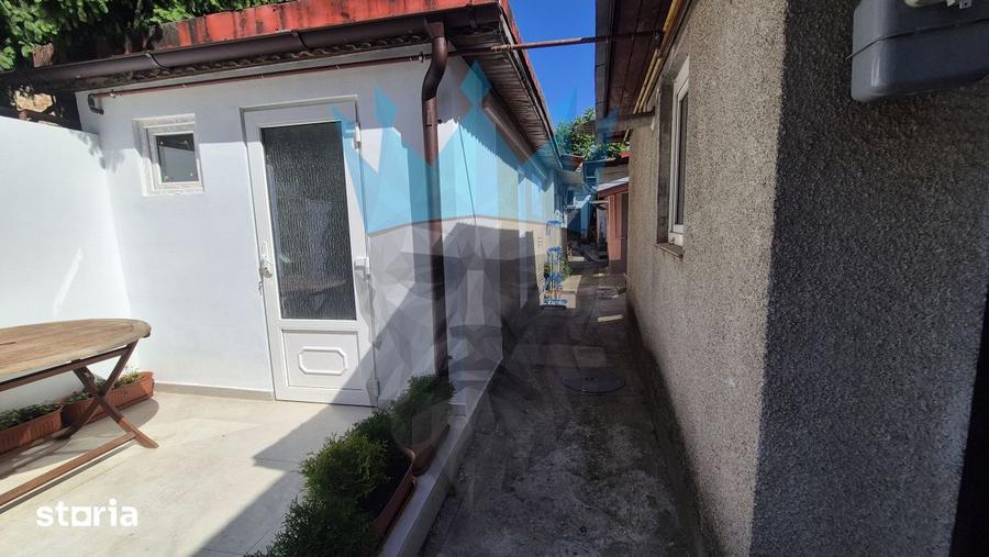 Casă cu 3 camere cu Teren 50 Mp în Tei