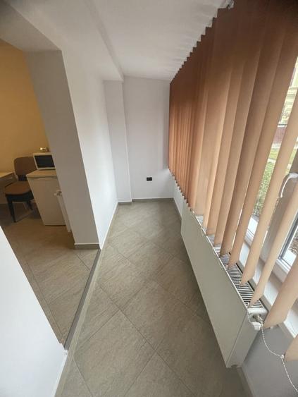 Apartament cu 4 camere în Central