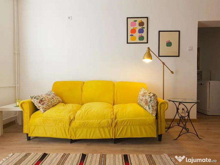 Apartament cu 2 camere semidecomandat în Central