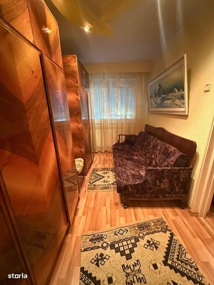 Apartament cu 3 camere în Micro 14