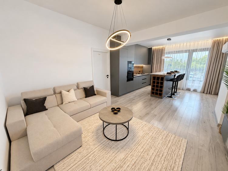 Apartament cu 3 camere decomandat în Energia