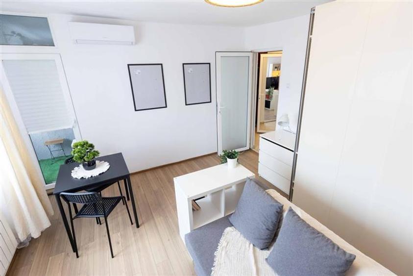 Apartament cu 2 camere semidecomandat, mobilat în Mănăștur