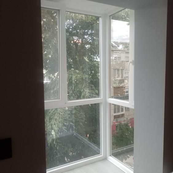 Apartament cu 2 camere decomandat în Rogerius