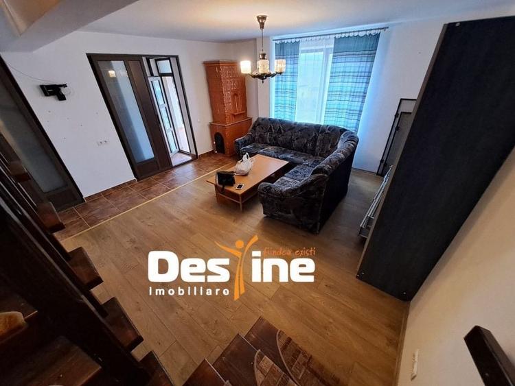 Casă individuală cu 4 camere cu Canalizare în Bogonos