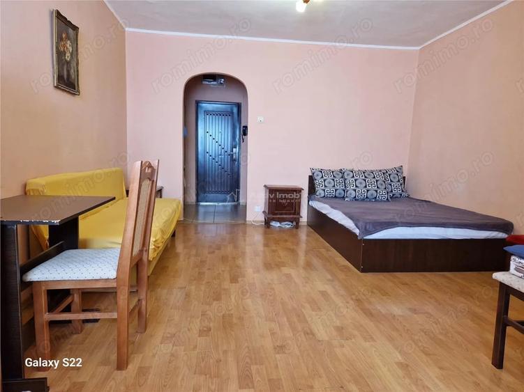 Apartament cu 2 camere decomandat în Dacia
