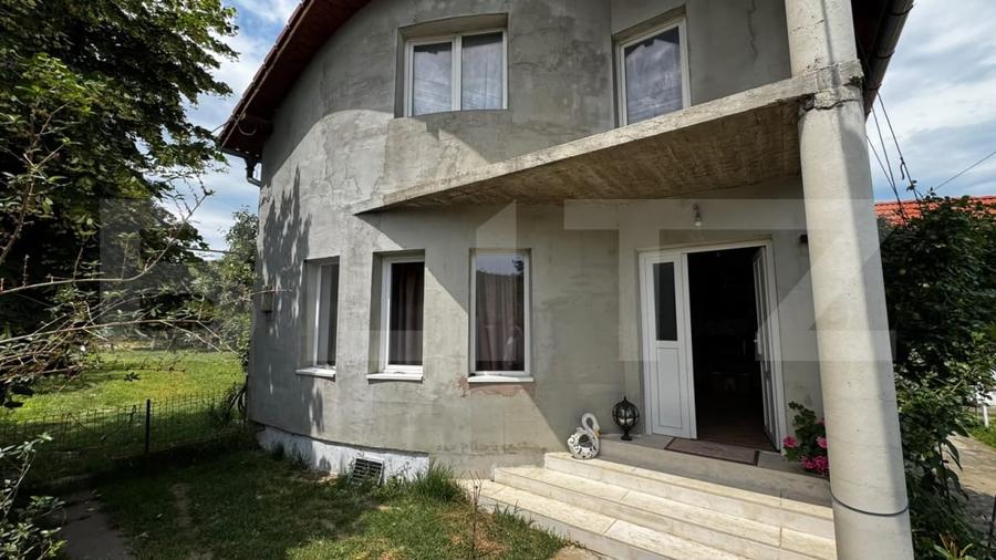 Casă individuală cu 4 camere cu Canalizare în Șard