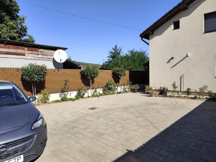Casă cu 4 camere în Sâncraiu de Mureș