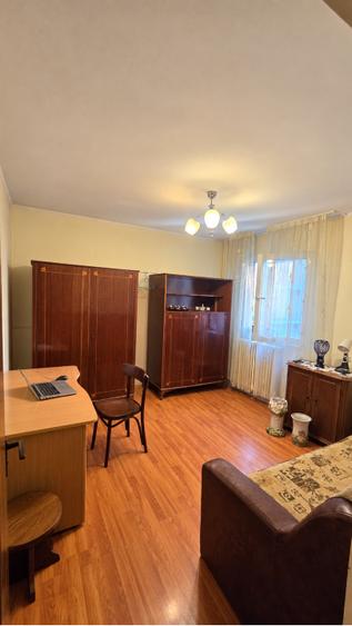 Apartament cu 2 camere semidecomandat, mobilat în Drumul Taberei
