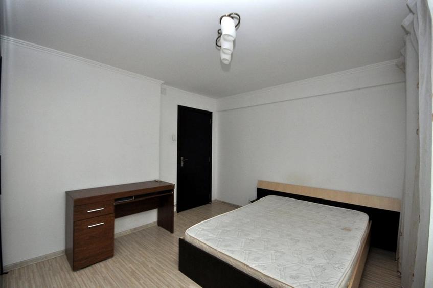Apartament cu 3 camere decomandat în Militari