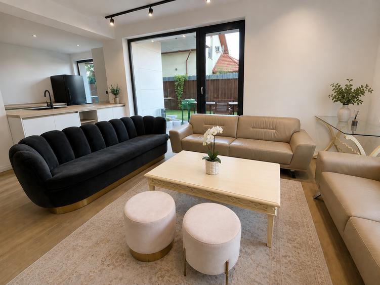Apartament cu 4 camere decomandat în Pipera