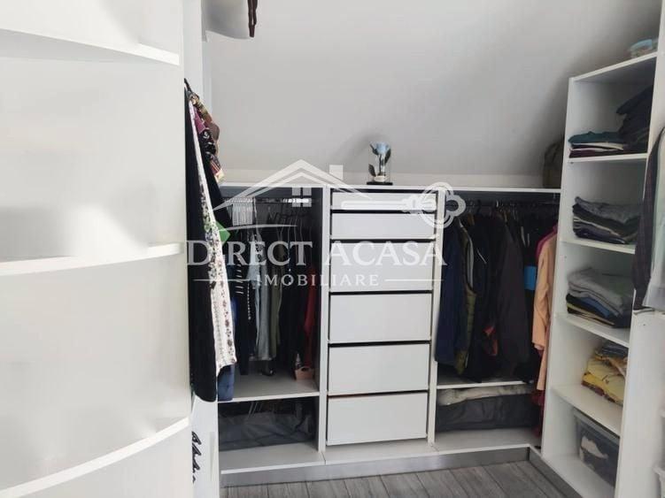 Duplex cu 3 camere cu Canalizare în Budiu Mic
