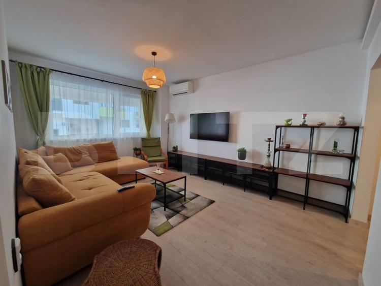 Apartament cu 3 camere decomandat, mobilat în Lăpuș Argeș
