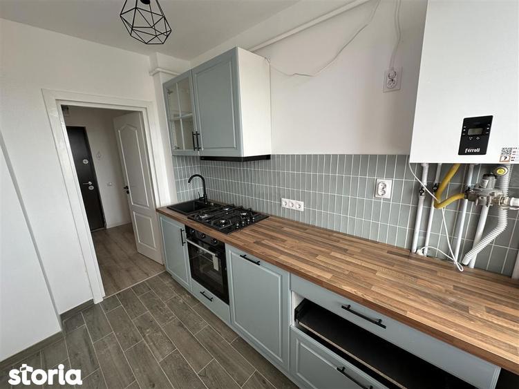 Apartament cu 3 camere decomandat în Sub Arini