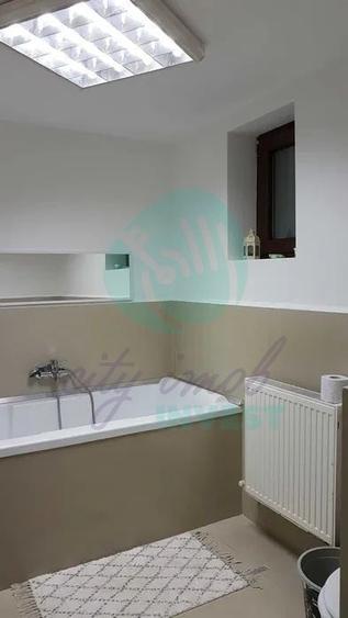 Apartament cu 4 camere semidecomandat în Cotroceni