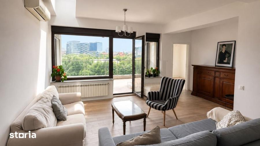 Apartament cu 4 camere în Tei