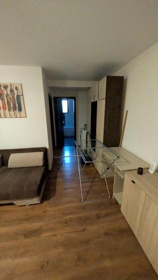 Inchiriez apartament 2 camere 37 m2 Cartier Buna ziua incepand cu 15 August - 4