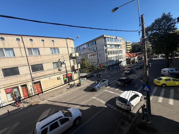 Apartament cu 2 camere decomandat în Ultracentral