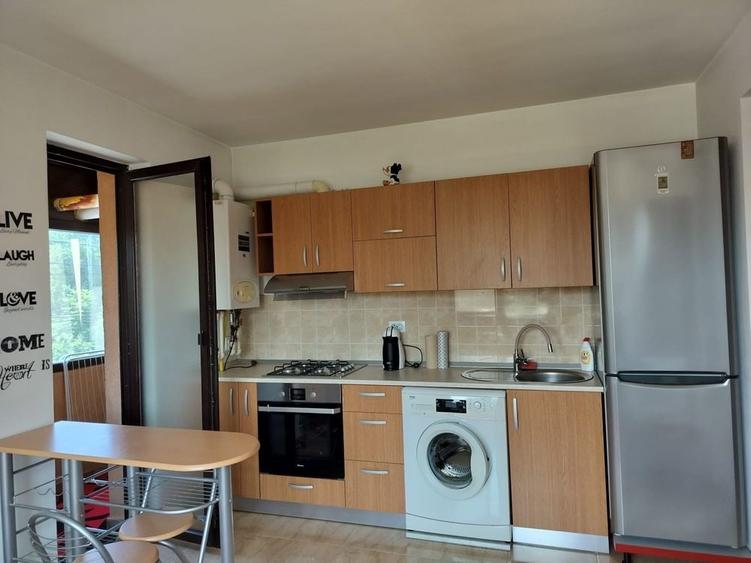 Apartament cu 2 camere semidecomandat în Central