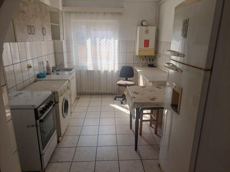 Apartament et.1,comf. 1,deco, 53 mp hol mare open space cu bucataria - 8