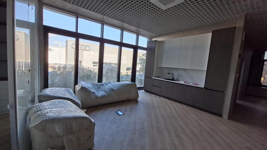 Spațiu comercial, de 154 mp, în Pipera