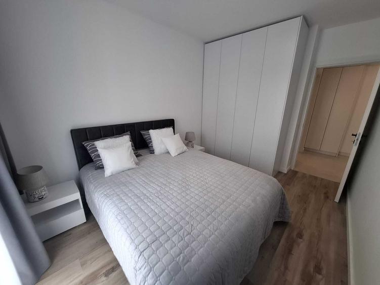 Apartament cu 2 camere decomandat în Exterior Vest