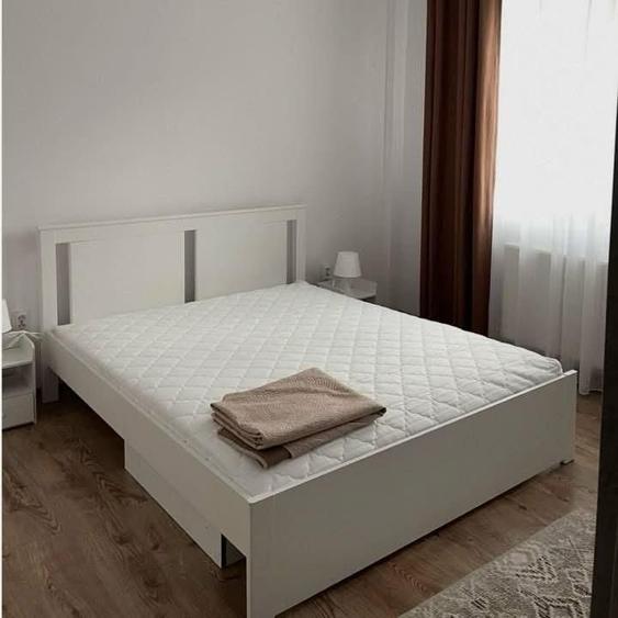 Apartament cu 2 camere decomandat în Exterior Vest
