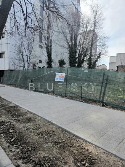 Teren Construcții intravilan de 739 mp, în Universitate