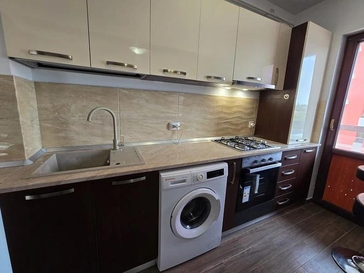 Apartament cu 2 camere semidecomandat în Tudor Vladimirescu