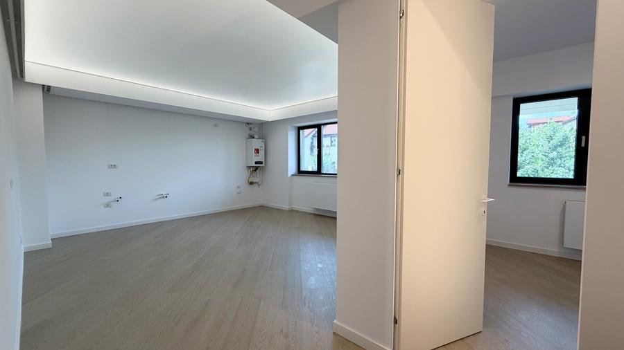 Apartament cu 3 camere decomandat în Pipera