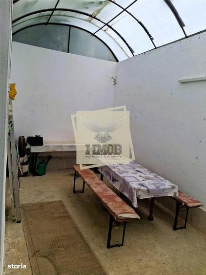 Casă cu 4 camere în Prislop