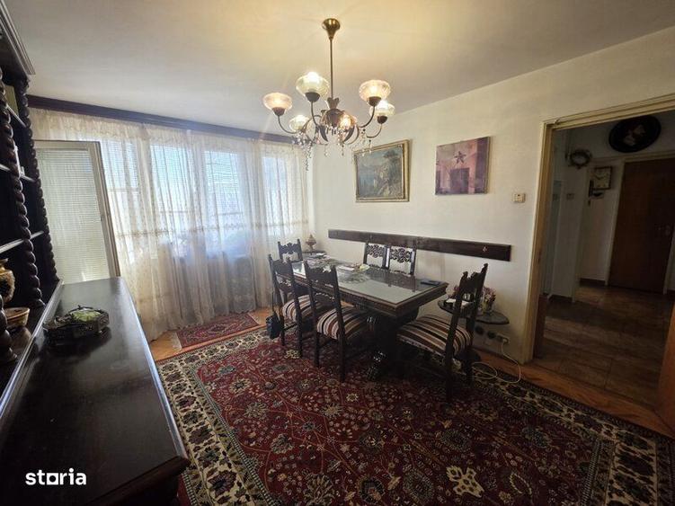 Apartament cu 3 camere în Dristor