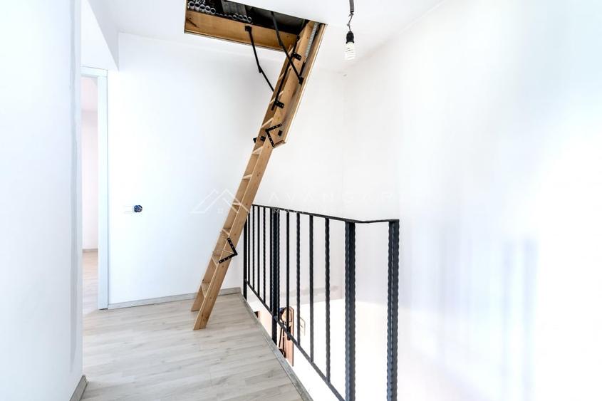 Duplex cu 4 camere cu Canalizare în Gilău