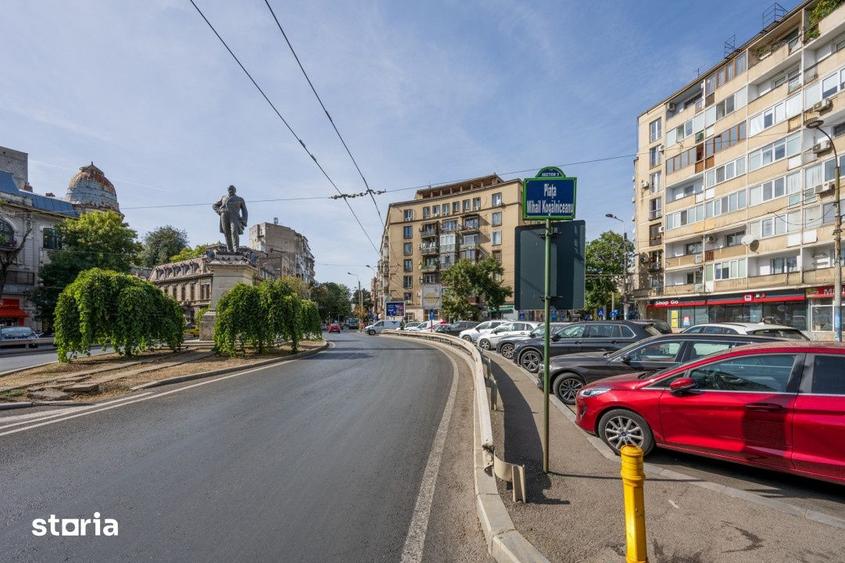 Apartament cu 2 camere semidecomandat în Centrul Civic