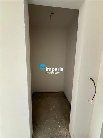 Casă individuală cu 5 camere cu Canalizare în Rediu