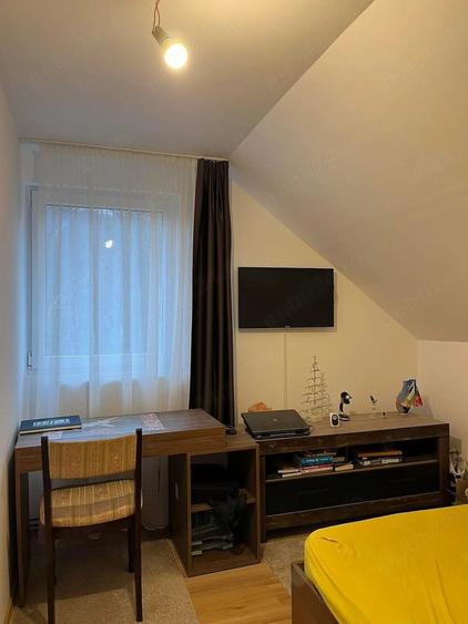 Casă cu 4 camere cu Teren 1200 Mp în Săldăbagiu de Munte