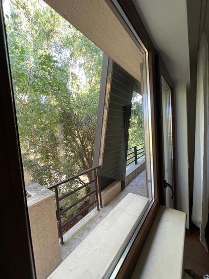 Casă individuală cu 5 camere cu Teren 270 Mp în Pipera