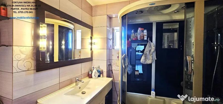 Apartament 3 camere decomandate, cu boxa si loc parcare, zona 1 Mai - 5