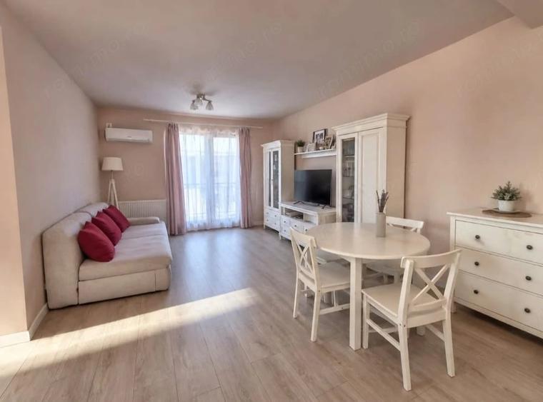 Apartament cu 2 camere decomandat în Girocului