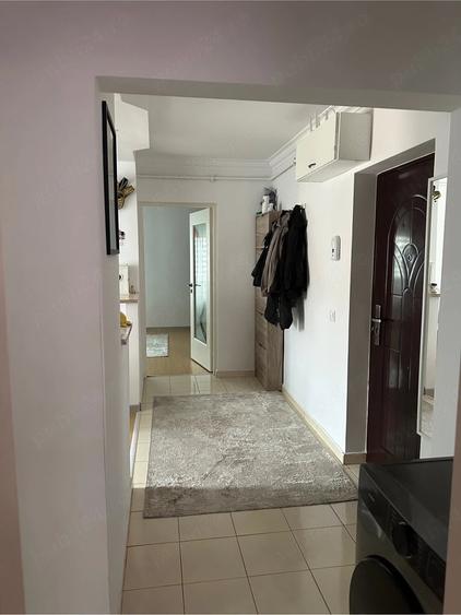 Apartament cu 2 camere decomandat în Florești